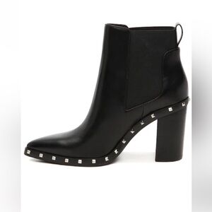 Charles David Dodger Bootie Black Studded Ankle Boots Sz 6.5 preloved